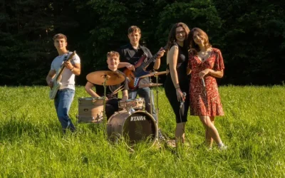 Glasujte za videospot našega šolskega benda